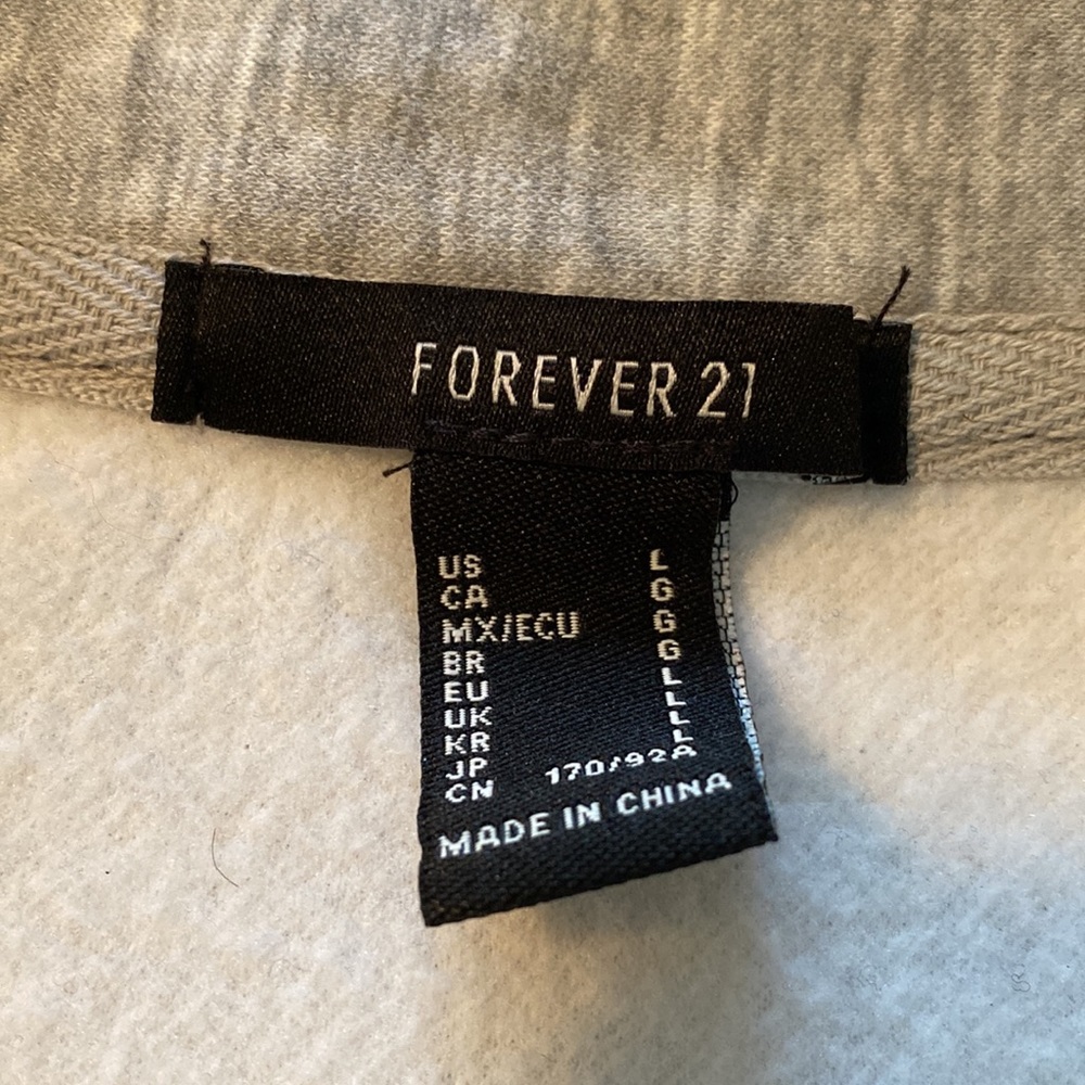 EUC Forever 21 crop hoodie with vneck collar size large - Picture 2 of 6